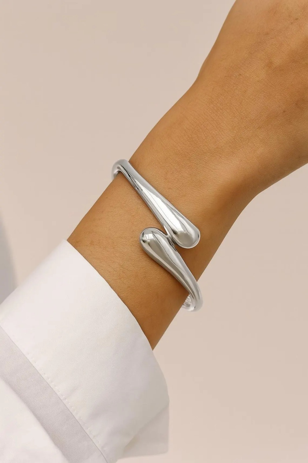 Dainty Stone Bracelet