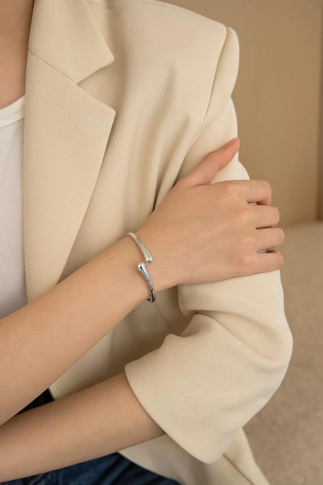 Dainty Stone Bracelet